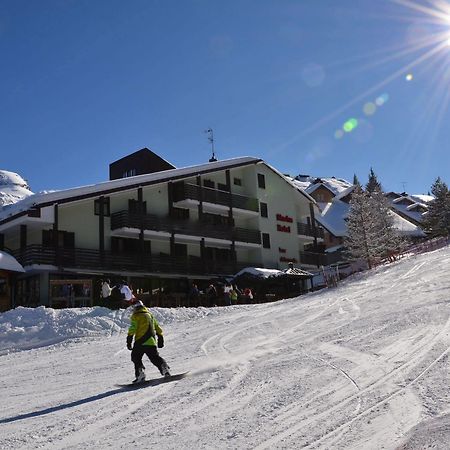 פולגרידה Hotel Alaska מראה חיצוני תמונה